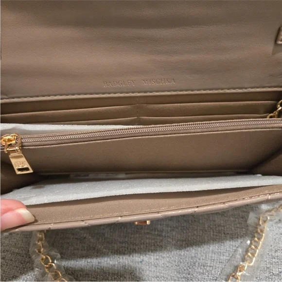 Badgley Mischka Quilted Taupe Clutch with Gold Chain NWT $129.00 - Picture 6 of 7